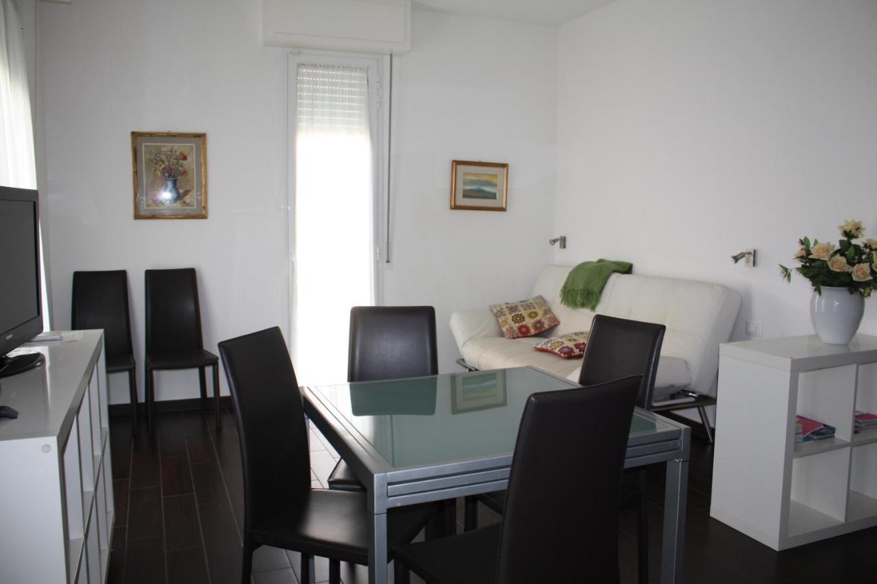 Casa Vacanze Aurora Centro Rimini Eksteriør billede