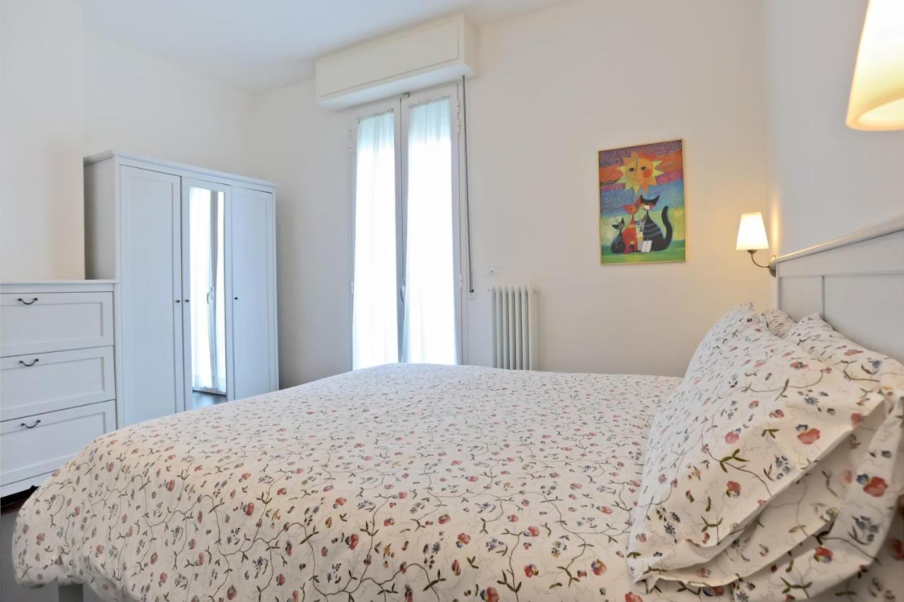 Casa Vacanze Aurora Centro Rimini Eksteriør billede