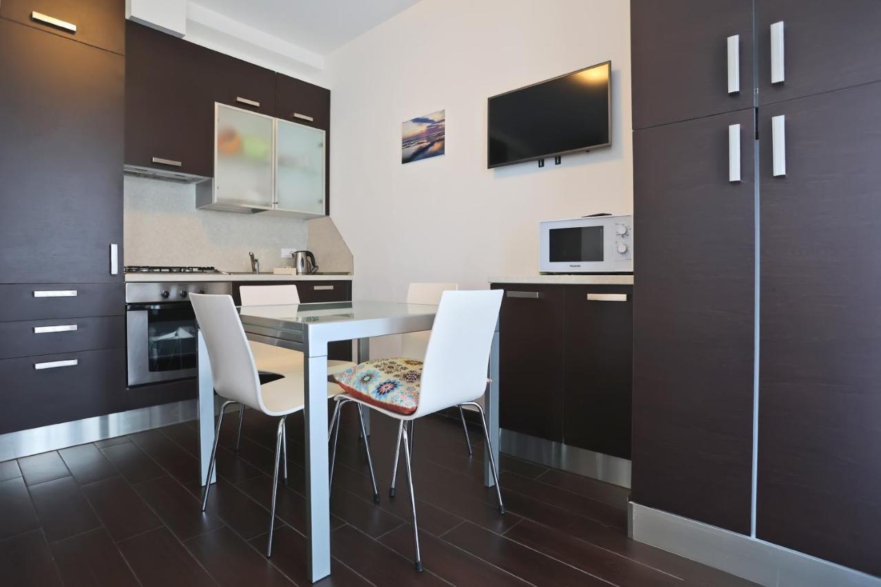 Casa Vacanze Aurora Centro Rimini Eksteriør billede