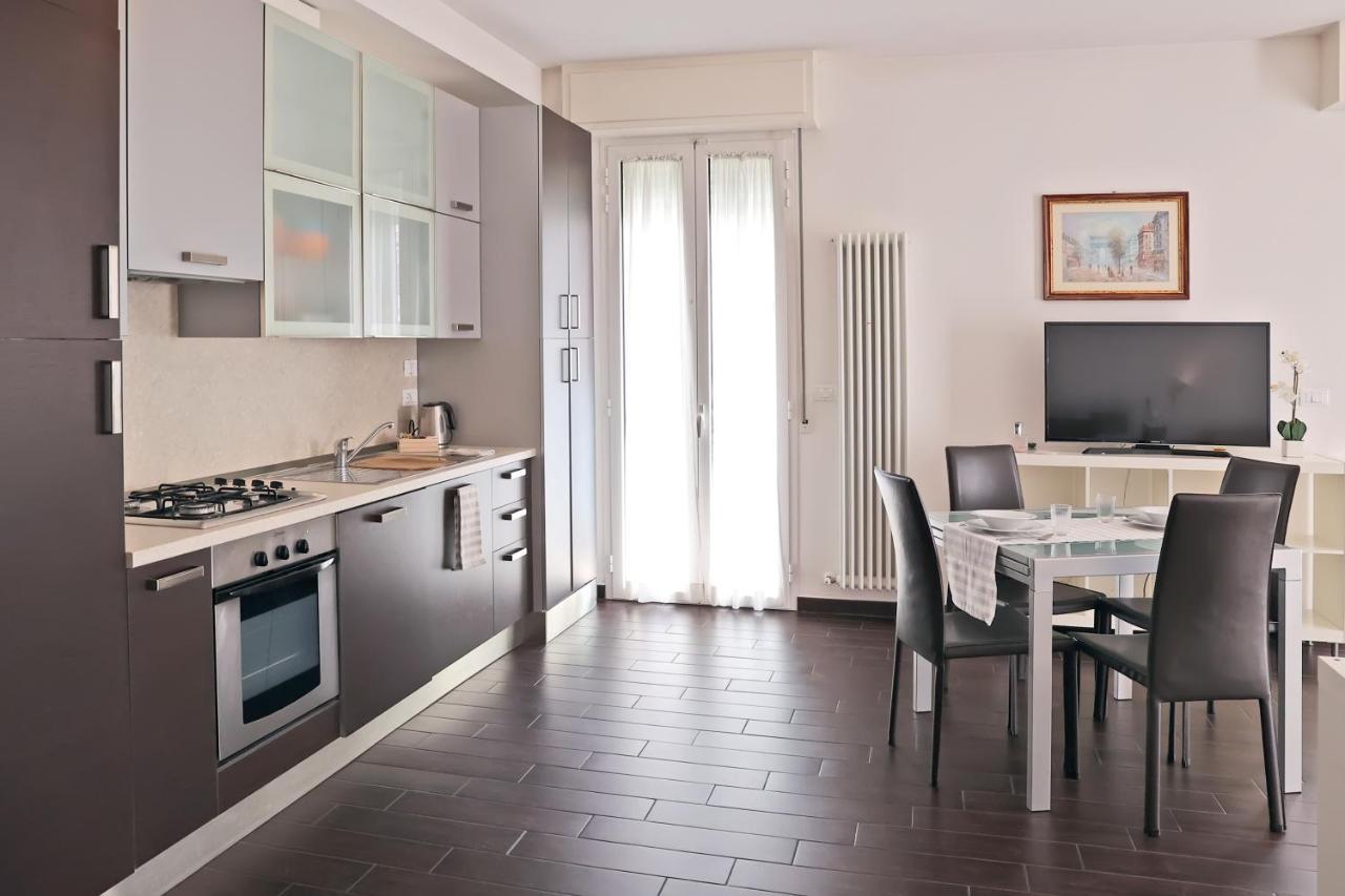Casa Vacanze Aurora Centro Rimini Eksteriør billede