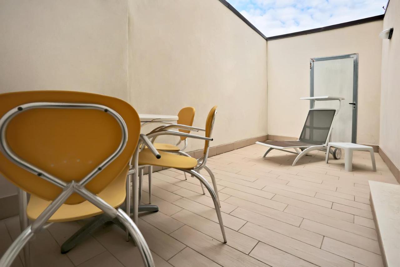 Casa Vacanze Aurora Centro Rimini Eksteriør billede
